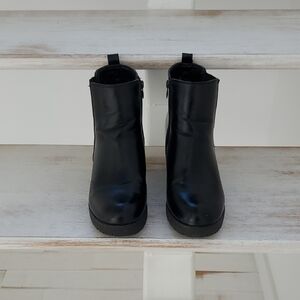 Moda Chics Black Ankle Booties